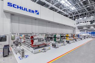 全新BMW 5系插電式混合動力 柔性生產(chǎn)中的網(wǎng)絡(luò)技術(shù)服務(wù)應(yīng)用